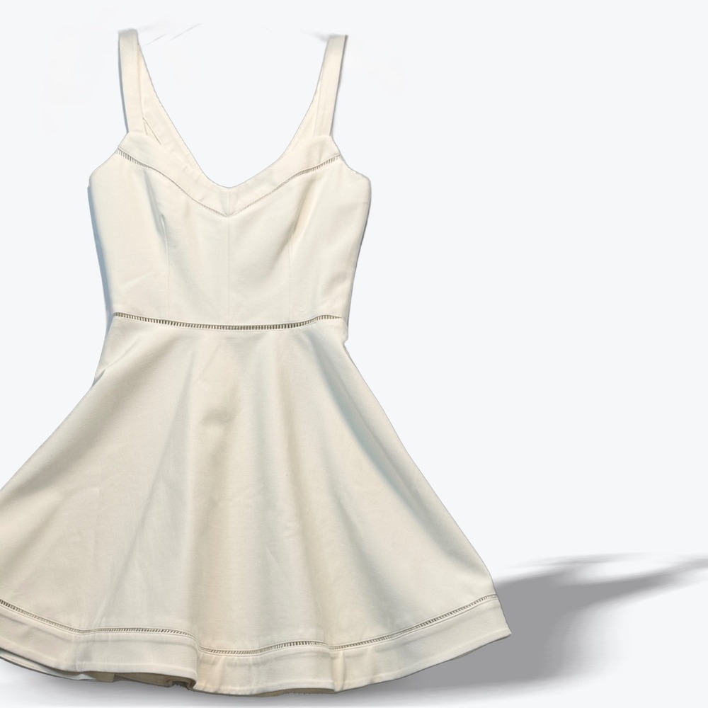 Elizabeth and James  Fit and Flare Mini Dress Ivory White Ladder Stitch Size 0
